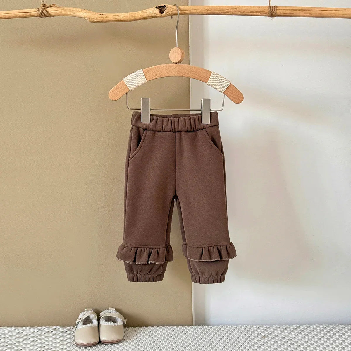 מכנסי כותנה רחבים